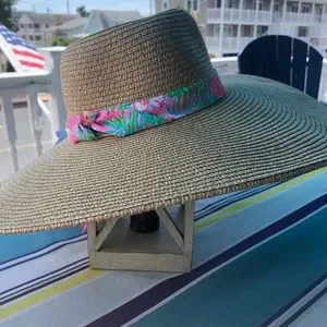 Lilly Pulitzer | Accessories | Lilly Pulitzer Straw Hat  display picture 1